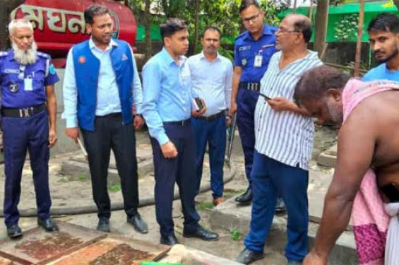 ১৬ হাজার লিটার জ্বালানি তেল মজুদ রাখায় টাঙ্গাইলে ফিলিং স্টেশনকে জরিমানা