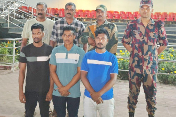 এক বছর সাজাভোগ শেষে দেশে ফিরলেন ৩ বাংলাদেশি যুবক