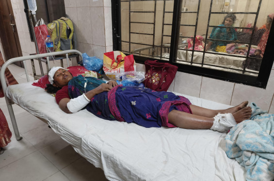 ‎ঠাকুরগাঁওয়ে চাচার অক্রমণে ভাতিজা ও বৌমা মৃত্যুশয্যায়