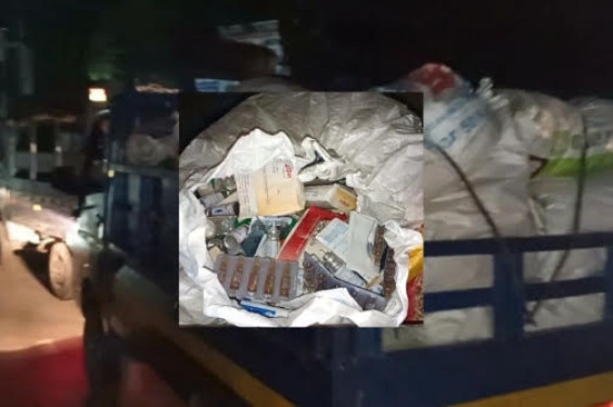 টাঙ্গাইলে পিকআপভর্তি মেয়াদোত্তীর্ণ সরকারি ওষুধ ফেলা হচ্ছিল যমুনায়