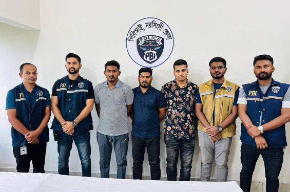 যাত্রীবেশে প্রাইভেটকারে তুলে অপহরণ, ৪ লাখ ২৭ হাজার টাকা মুক্তিপণ; গ্রেপ্তার ৩