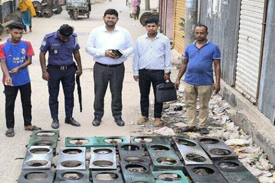 এক অভিযানে ৯২ অবৈধ গ্যাস সংযোগ বিচ্ছিন্ন, জরিমানা ২ লাখ ৩০ হাজার টাকা