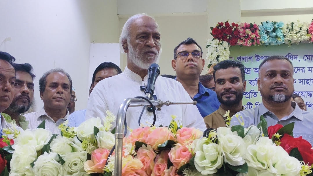 ফেসবুক ও সংবাদপত্রের স্বাধীনতার সুযোগ নিয়ে মিথ্যাচার করা যাবে না: এলজিআরডি মন্ত্রী মঈন খান