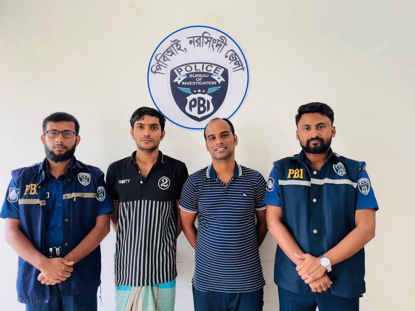 ইতালি পাঠানোর নামে জাল ভিসায় মালয়েশিয়া পাচার: চক্রের ২ সদস্য গ্রেফতার