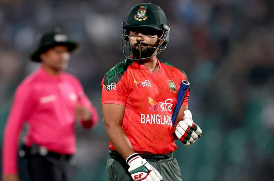ব্যাটিং ব্যর্থতায় হারল বাংলাদেশ