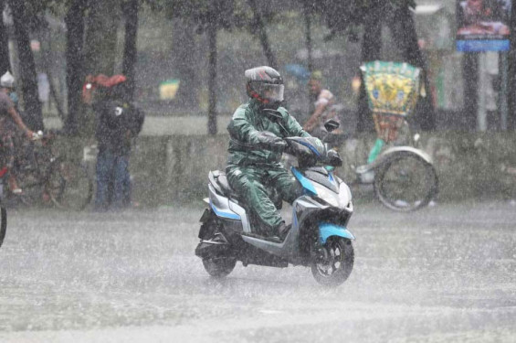 ঢাকাসহ ৬ বিভাগে অতিভারি বর্ষণের শঙ্কা