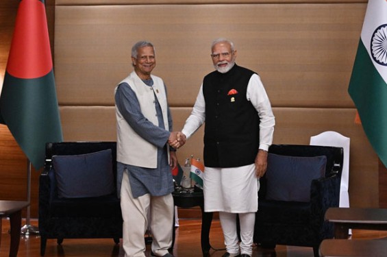 ভারত-বাংলাদেশ সম্পর্ক এগিয়ে নিতে একসঙ্গে কাজ করার কথা বললেন অধ্যাপক ইউনূস