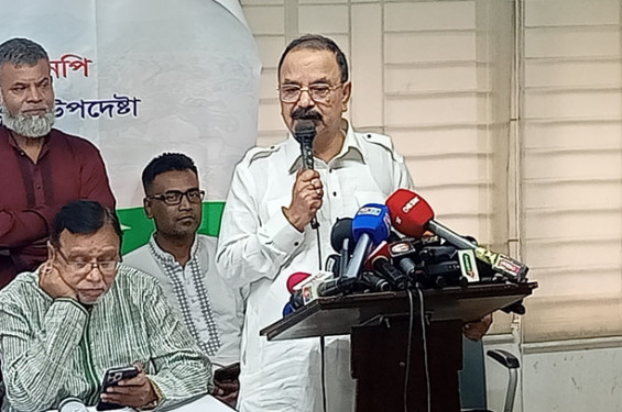 অন্তর্বর্তী সরকার জনগণের আস্থা ভঙ্গ করুক সেটা চাই না: গয়েশ্বর
