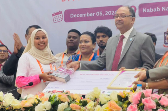 মৌলভীবাজারের রিয়া জাতীয় পর্যায়ে শ্রেষ্ঠ স্বেচ্ছাসেবক নির্বাচিত হয়েছেন