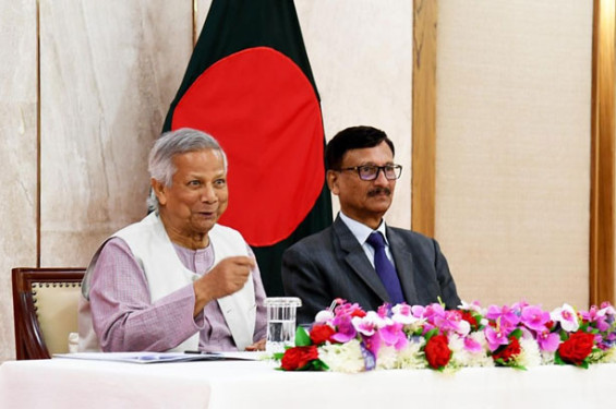 ভিসা সেন্টার দিল্লি থেকে সরিয়ে ঢাকায় অথবা প্রতিবেশি কোনো দেশে স্থানান্তরের অনুরোধ প্রধান উপদেষ্টার
