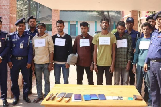 কালিয়াকৈরে ছুরিকাঘাতে যুবক হত্যা, ৬ আসামি গ্রেপ্তার