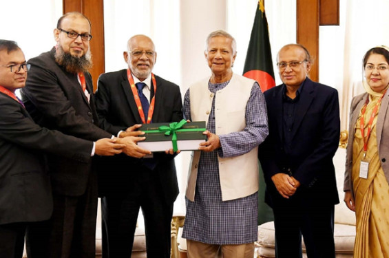 পদোন্নতি বঞ্চিত অবসরপ্রাপ্ত কর্মকর্তাদের আবেদন পর্যালোচনা কমিটির প্রতিবেদন পেশ