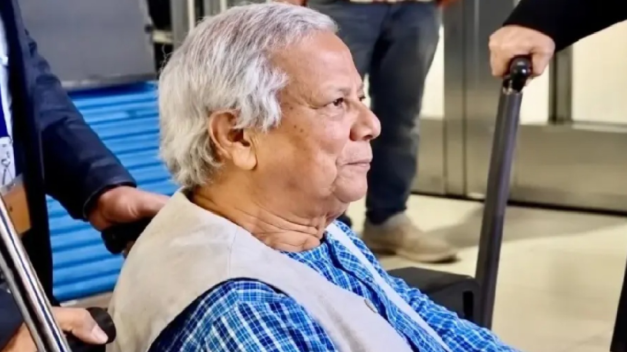 নিউইয়র্কে প্রবাসীদের তোপের মুখে ড. ইউনূস