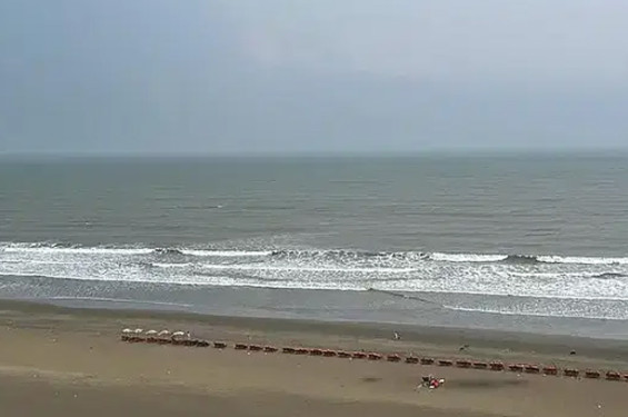 সাগরে নিম্নচাপ, চার বন্দরে ১ নম্বর সতর্কসংকেত