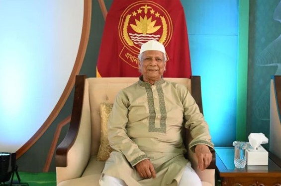 আজকের দিনটা সবাইকে আপন করে নেওয়ার দিন: প্রধান উপদেষ্টা