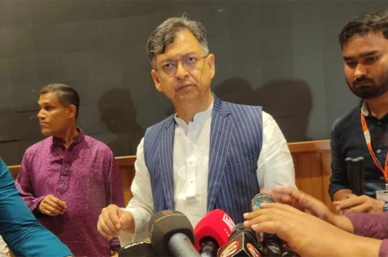 ঐকমত্য তৈরিতে আলোচনা চালিয়ে যাবে বিএনপি: সালাউদ্দিন আহমেদ