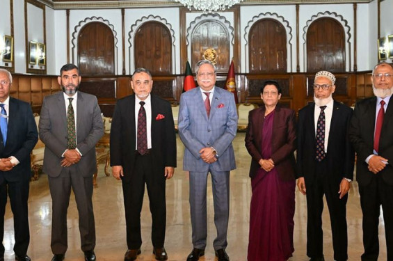 ইসির প্রস্তুতি নিয়ে সন্তুষ্ট রাষ্ট্রপতি, নির্বাচনে সহায়তার আশ্বাস