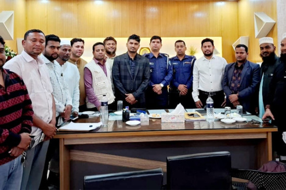 সোনাগাজীতে নবাগত ওসির সাথে প্রেসক্লাব নেতৃবৃন্দের মতবিনিময়