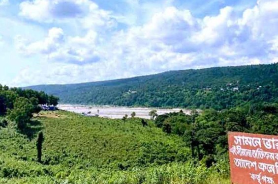 সীমান্তে ভারতীয় চোরাকারবারিদের গুলি, বাংলাদেশি যুবক নিহত