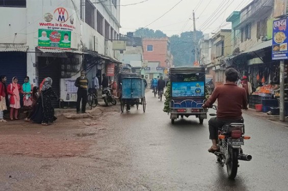 সাগরে নিম্নচাপ, সাতক্ষীরায় গুঁড়ি গুঁড়ি বৃষ্টি