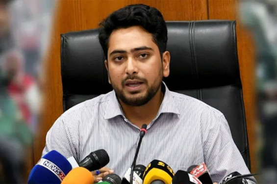 পরিবহন খাতে দুর্নীতি আগে একদল করেছে, এখন অন্য দল: উপদেষ্টা নাহিদ