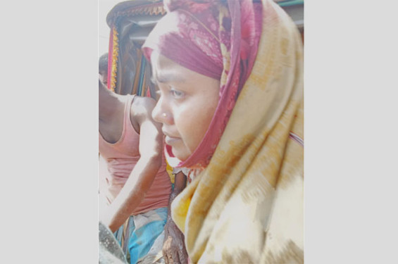 বাঁশখালীতে সন্ত্রাসী হামলায় মহিলাসহ আহত ৪