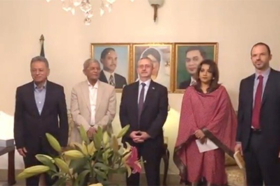 বিএনপি মহাসচিবের সাথে ইউরোপীয় ইউনিয়নের রাষ্ট্রদূতের সাক্ষাৎ