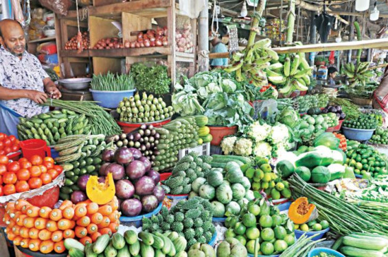 টানা বৃষ্টিতে সবজির দাম আবারও ঊর্ধ্বমুখী