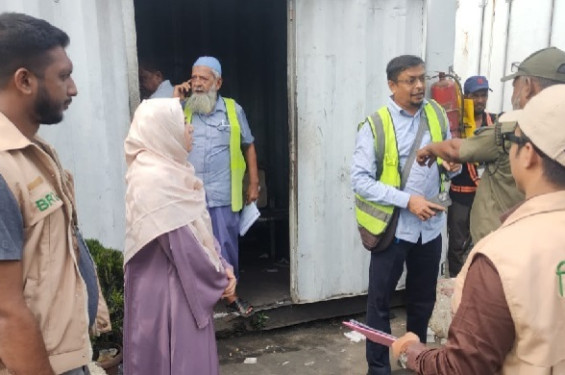 চট্টগ্রাম বন্দরে ফের অভিযানে বিআরটিএ: ২৬ যানবাহনকে জরিমানা