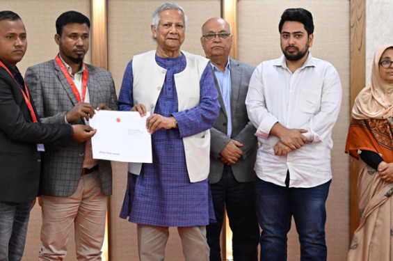 জুলাই গণ-অভ্যুত্থানে আহত ও শহীদ পরিবারকে রাষ্ট্রীয়ভাবে আর্থিক সহায়তা প্রদান শুরু