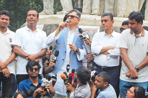 আওয়ামী লীগ পরোক্ষভাবে ইসরায়েলকে স্বীকৃতি দিয়েছিল: সালাহউদ্দিন আহমদ