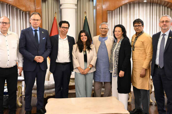 কিছু মহল এখনো নির্বাচন পিছিয়ে দেওয়ার চেষ্টা করছে: প্রধান উপদেষ্টা